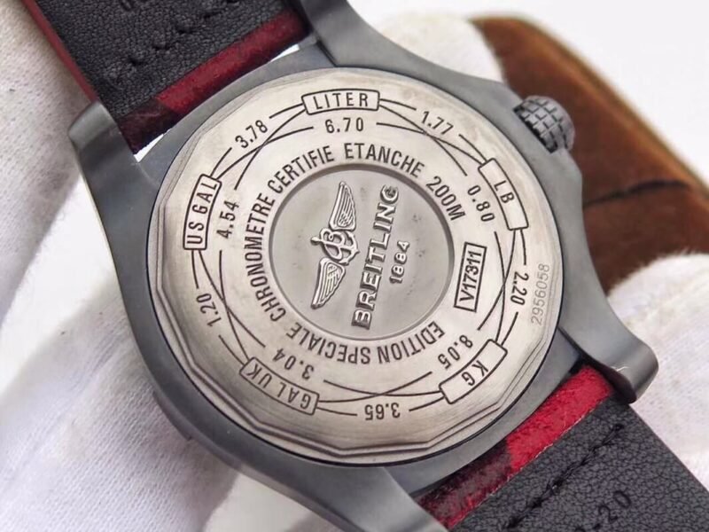 Breitling_38