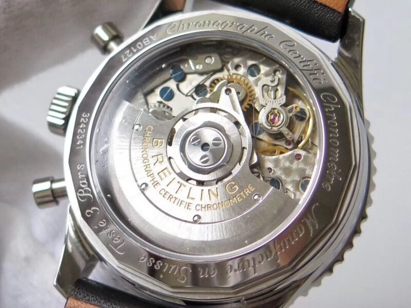 Breitling_48