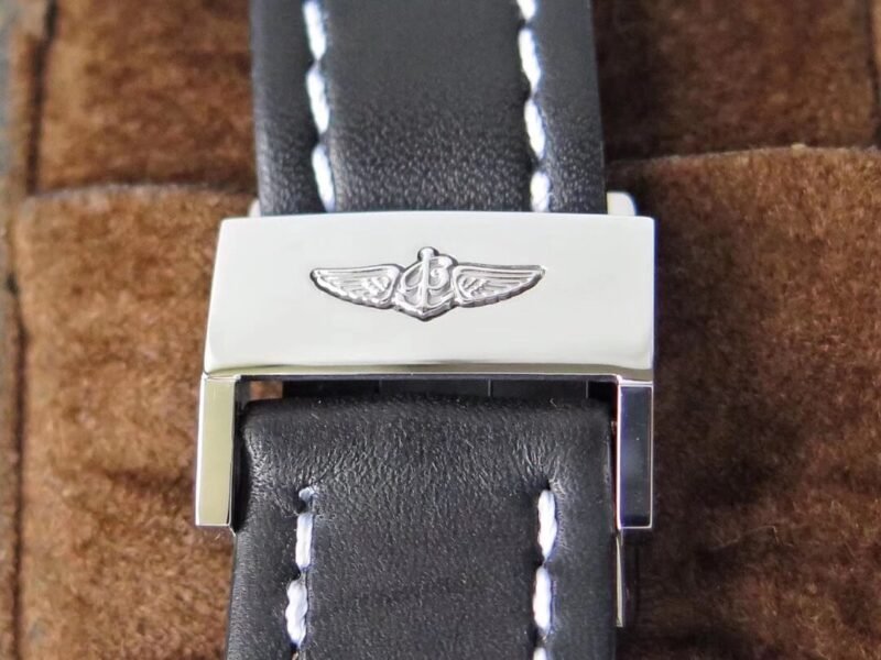 Breitling_48