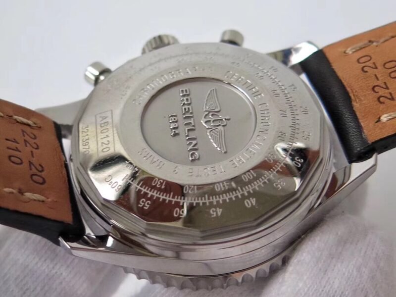 Breitling_50