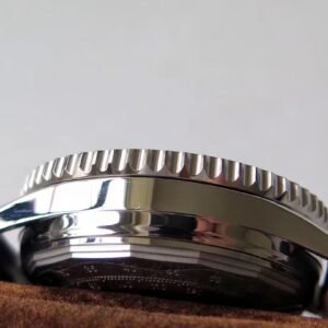 Breitling_50