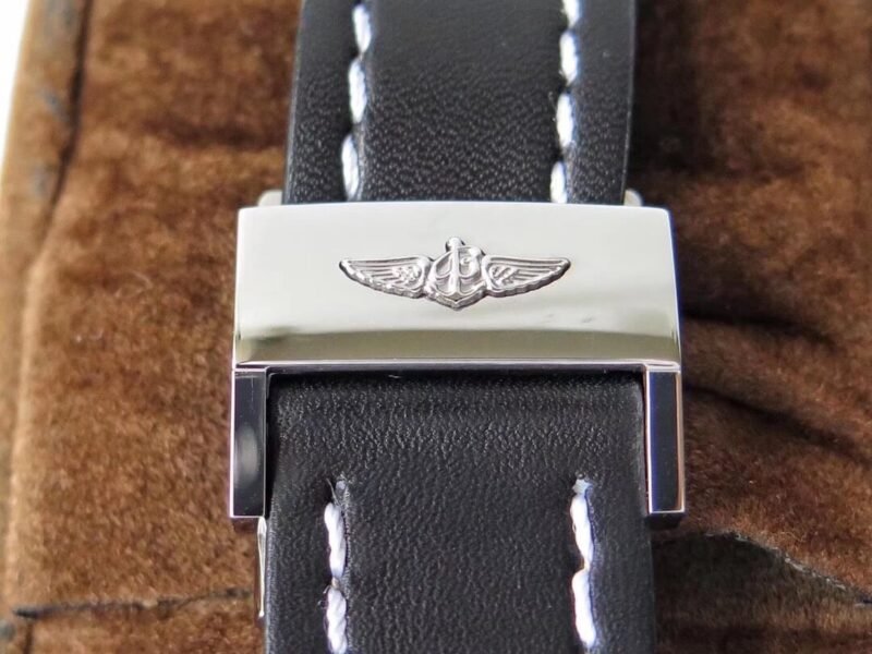 Breitling_50