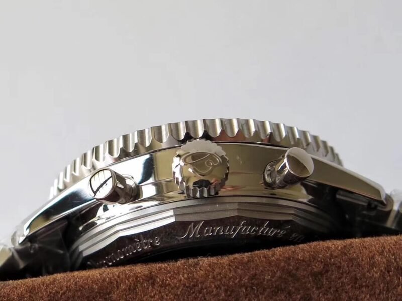 Breitling_53