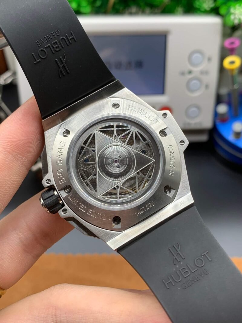HUBLOT_104