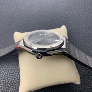 HUBLOT_37