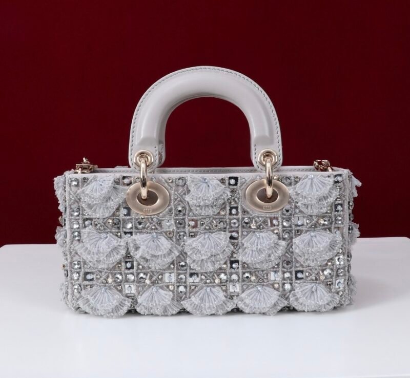DIOR Lady D-joy Beaded lace embroidery