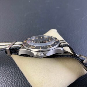 OMEGA_124