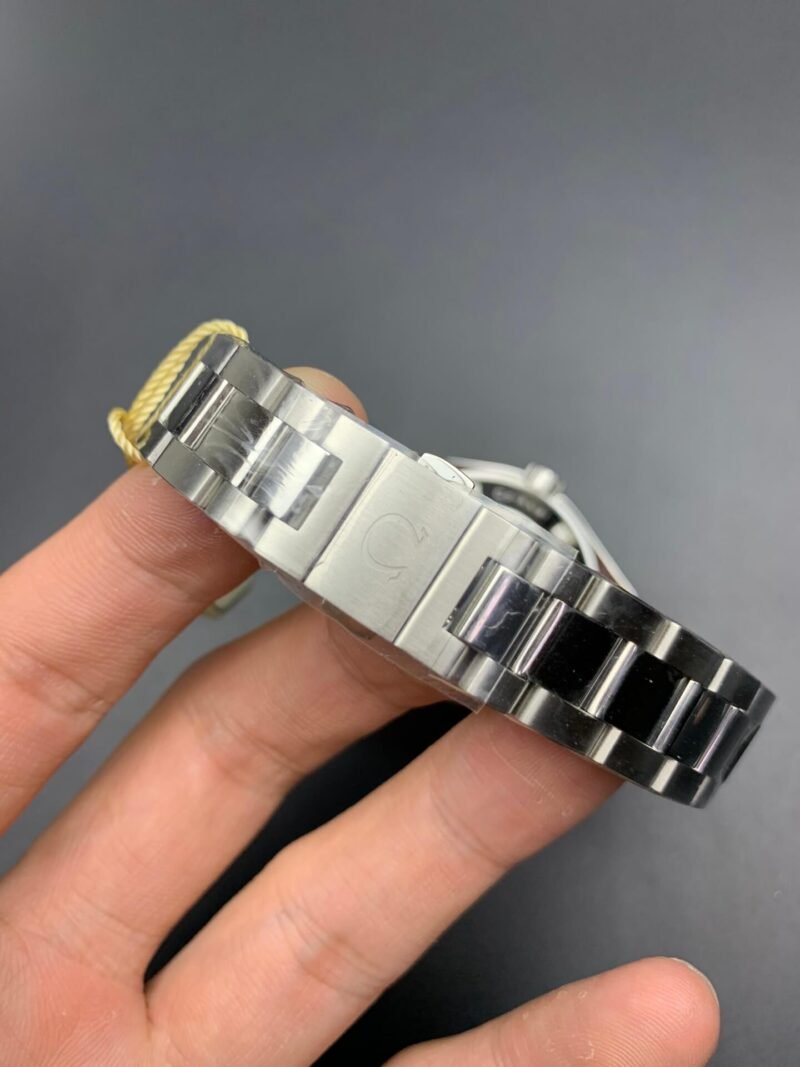 OMEGA_157
