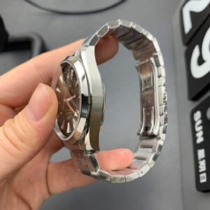 OMEGA_169