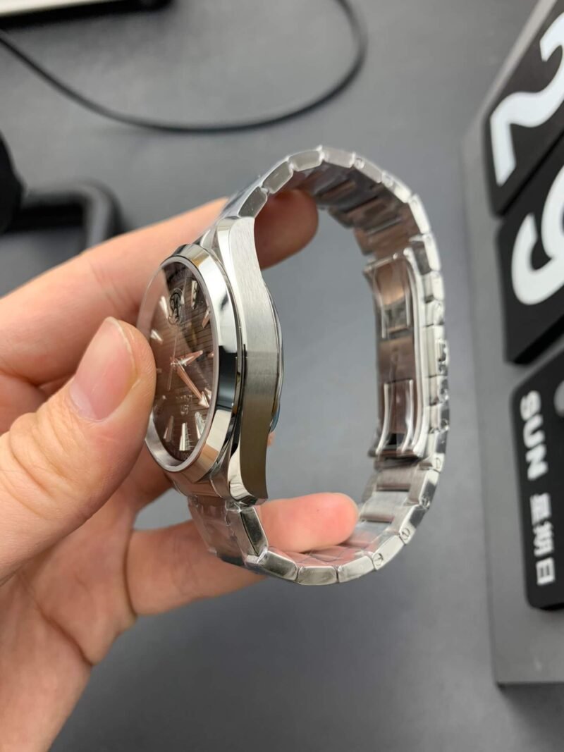 OMEGA_169