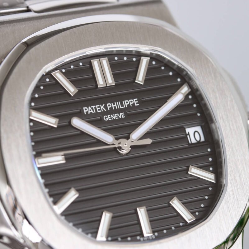 PATEK PHILIPPE_207