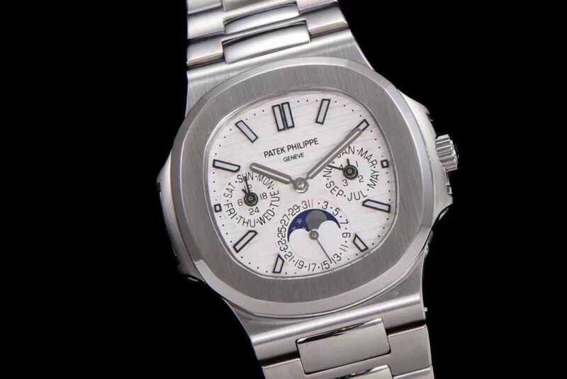 PATEK PHILIPPE_208
