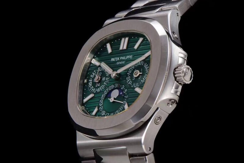 PATEK PHILIPPE_208