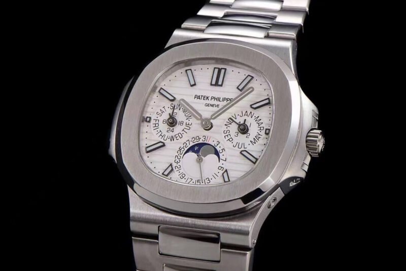 PATEK PHILIPPE_208