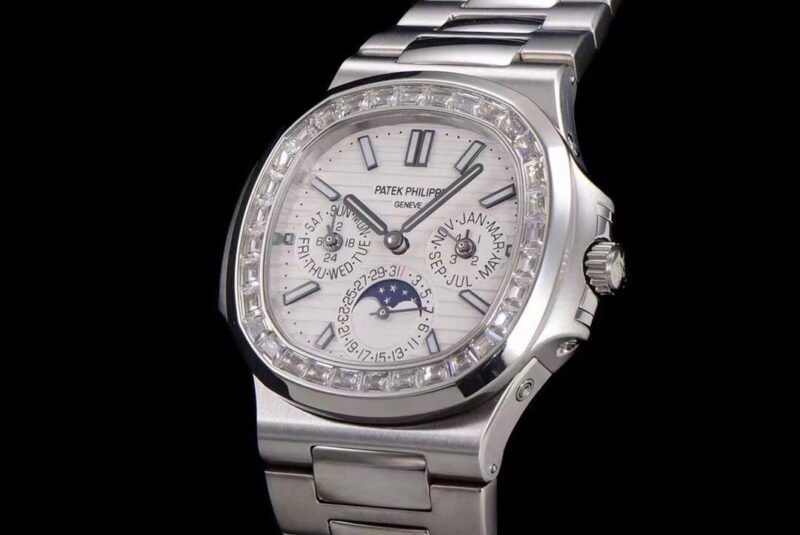 PATEK PHILIPPE_208