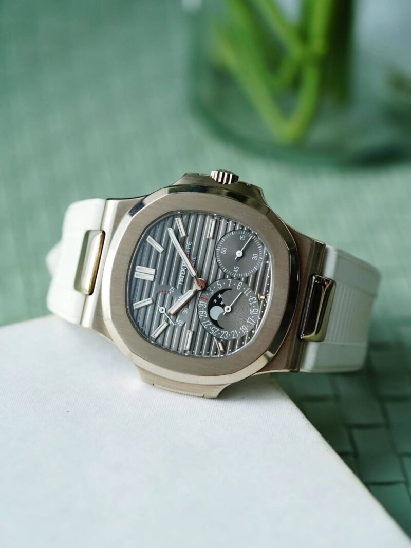 PATEK PHILIPPE_235