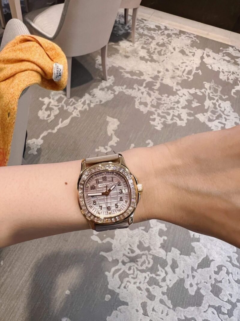 PATEK PHILIPPE_246