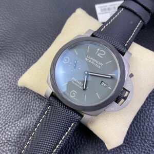 Panerai_82