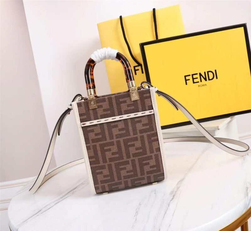 Fendi Mini Tote Bag-13*18*6.5CM