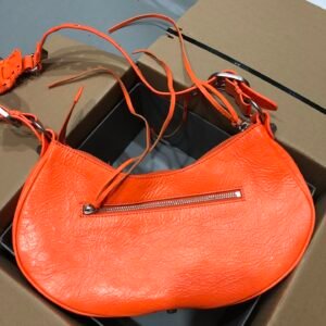 ba-9653979tewetwrteretetrret_6_.jpg Balenciag Le Cagole Handbags-33*16*8CM