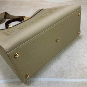 Fendi Tote-36*17*31CM