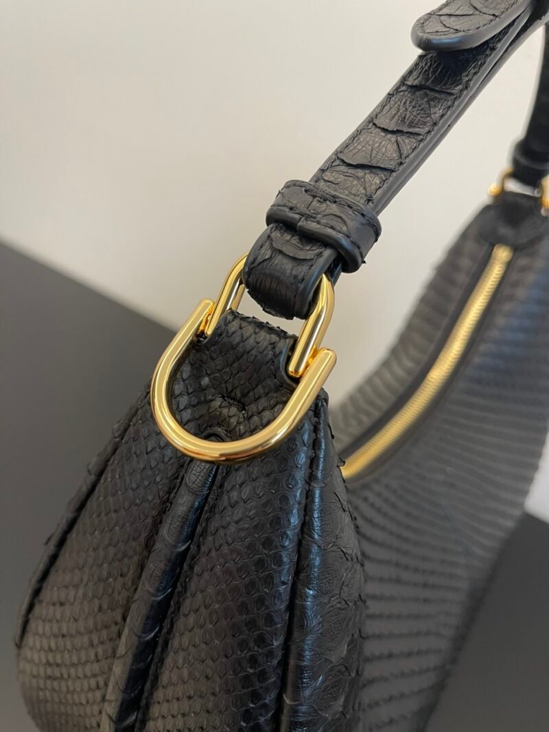 ba43386655rrrrrrrrrrr_5_.jpg Fendi Praphy-29×24.5x10CM