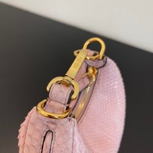 ba4338876erwewrerwewr_8_.jpg Fendi Praphy-16.5x14x5CM