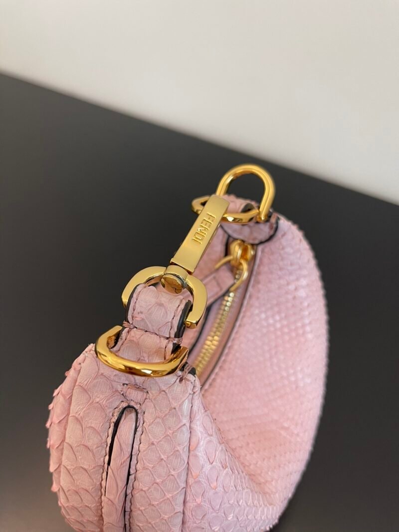 ba4338876erwewrerwewr_8_.jpg Fendi Praphy-16.5x14x5CM