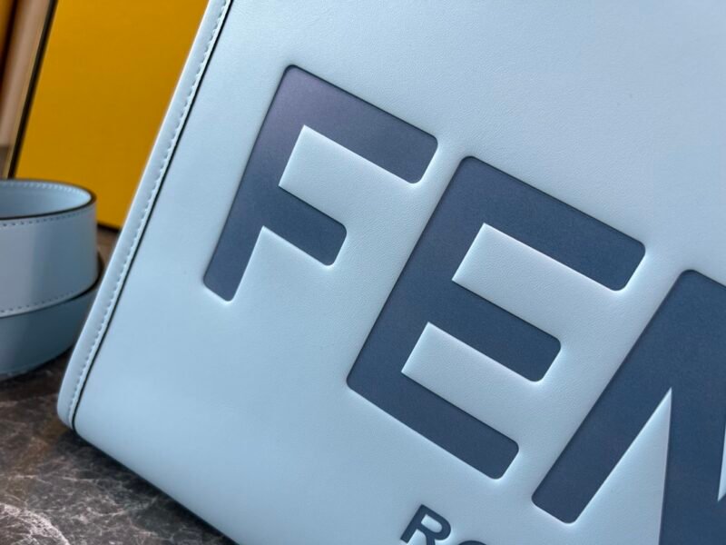 Fendi Tote-36*17*31CM