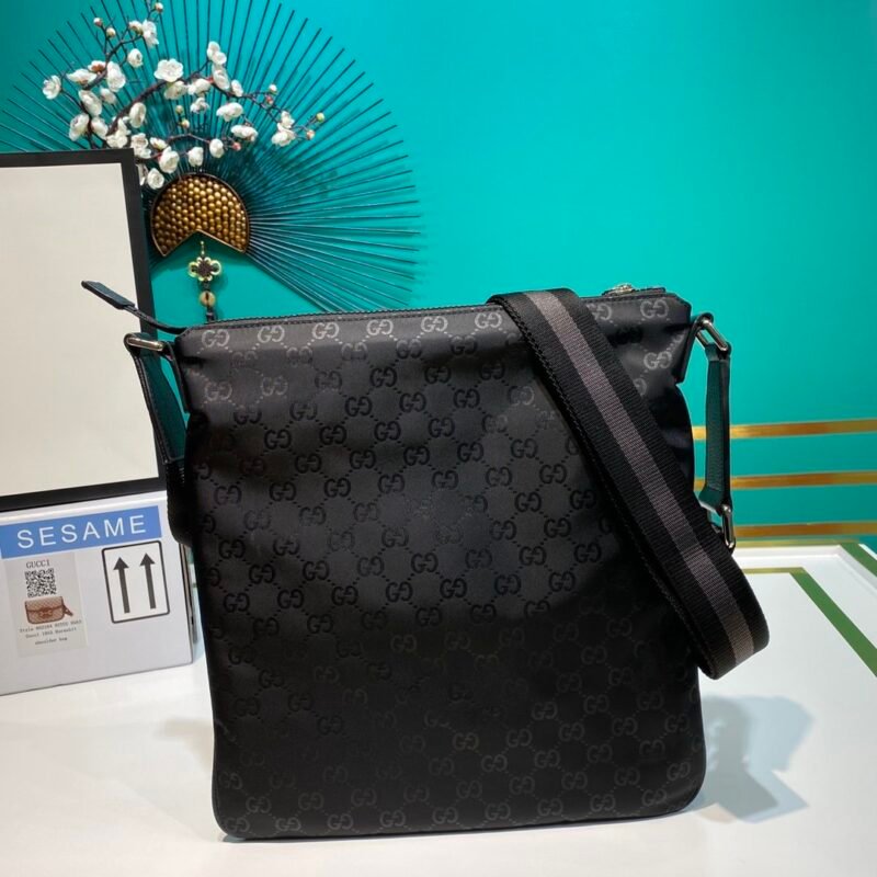 Gucci Crossbody Bag-31*33*2CM