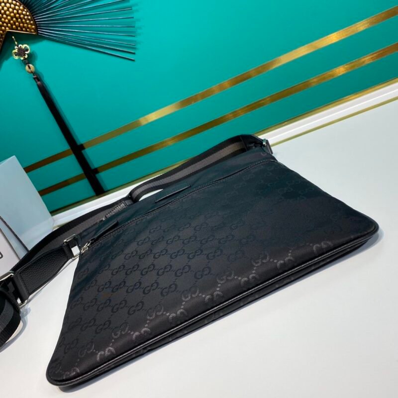 Gucci Crossbody Bag-31*33*2CM