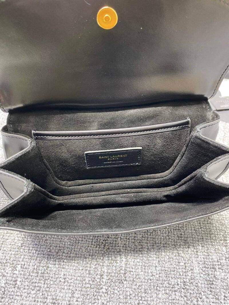 Valentino Charlie Handbags-18.5x13x3.5CM