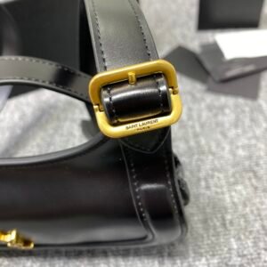 Valentino Charlie Handbags-18.5x13x3.5CM