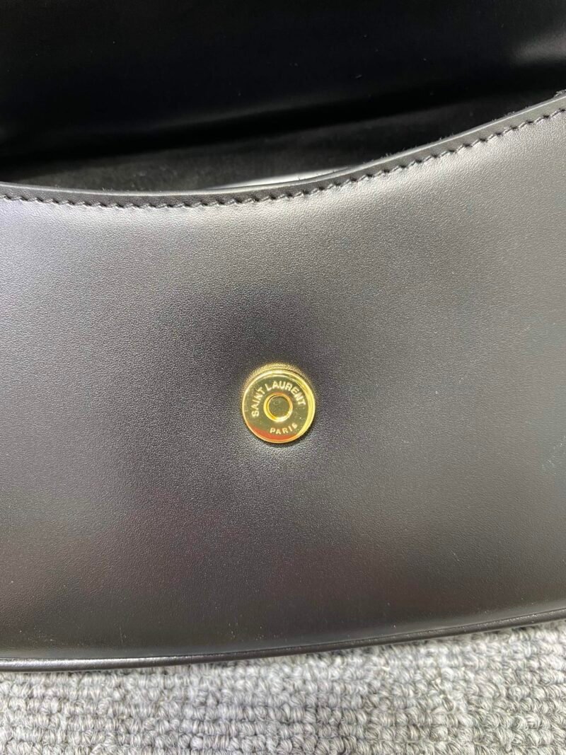 Valentino Charlie Handbags-18.5x13x3.5CM