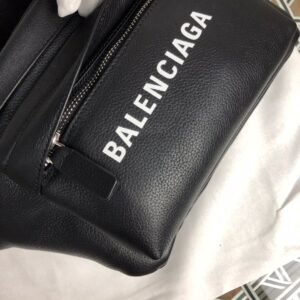 blbag-4322213wwerwer_2_.jpg Balenciaga Crossbody Bag-24*19*40CM