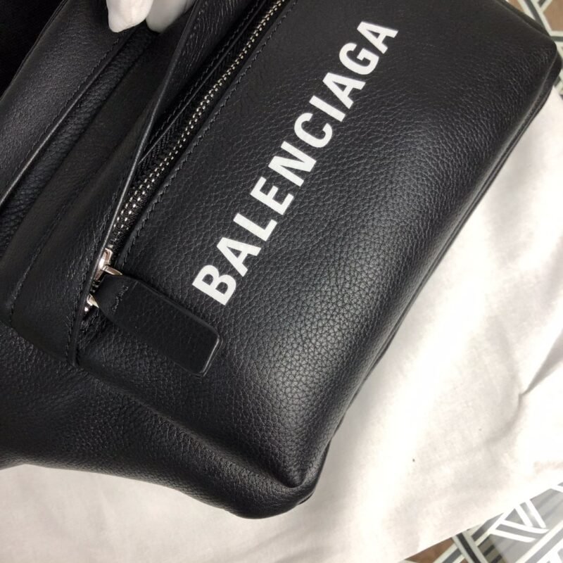 blbag-4322213wwerwer_2_.jpg Balenciaga Crossbody Bag-24*19*40CM