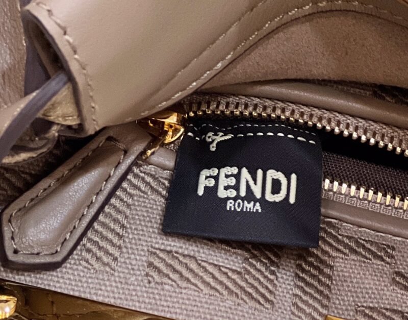 Fendi PeekabooTote-24×7×19CM