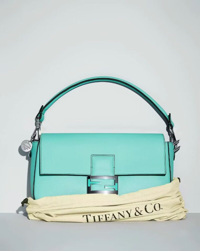 FendI Baguette Bag-24x14x7CM