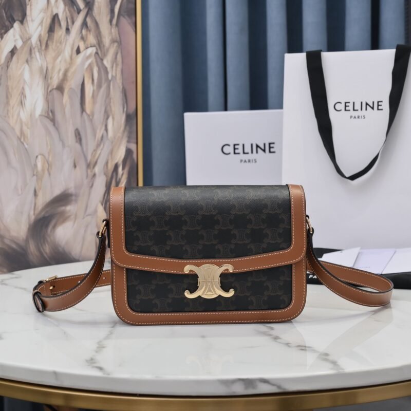 Celin Triomphe Shoulder Bag-22.5×16.5×7.5CM