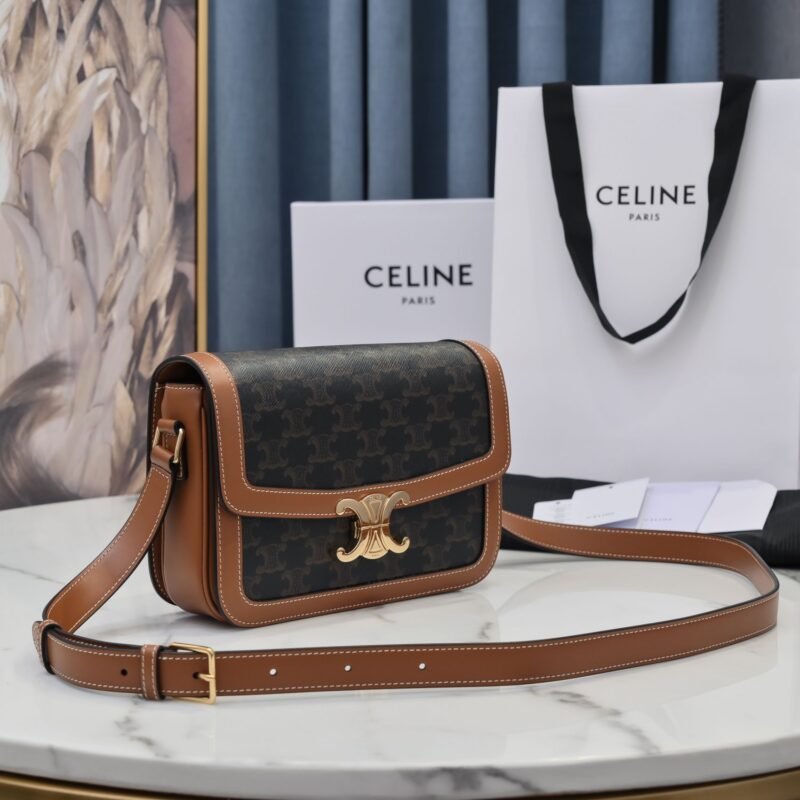 Celin Triomphe Shoulder Bag-22.5×16.5×7.5CM