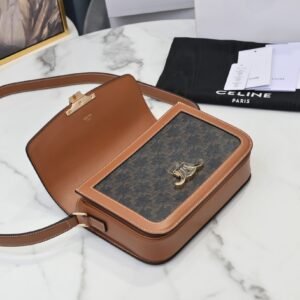 Celin Triomphe Shoulder Bag-22.5×16.5×7.5CM