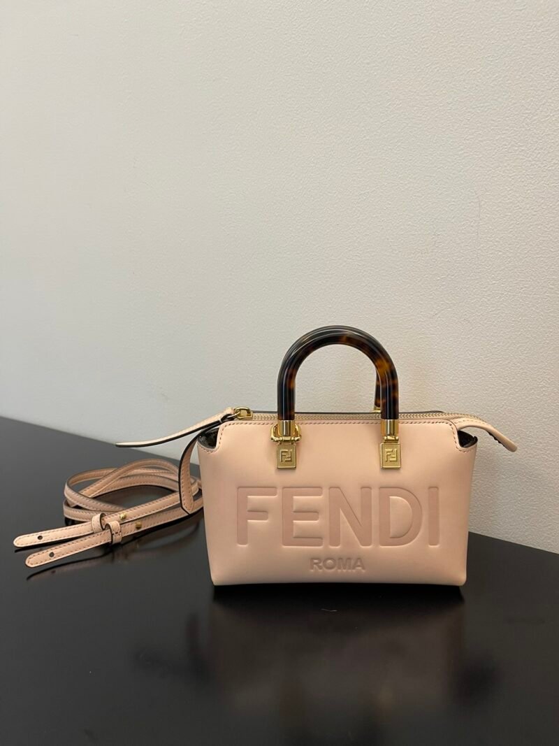 errewwererwrwerwe_2_.jpg Fendi By The Way Boston-17*8*12CM