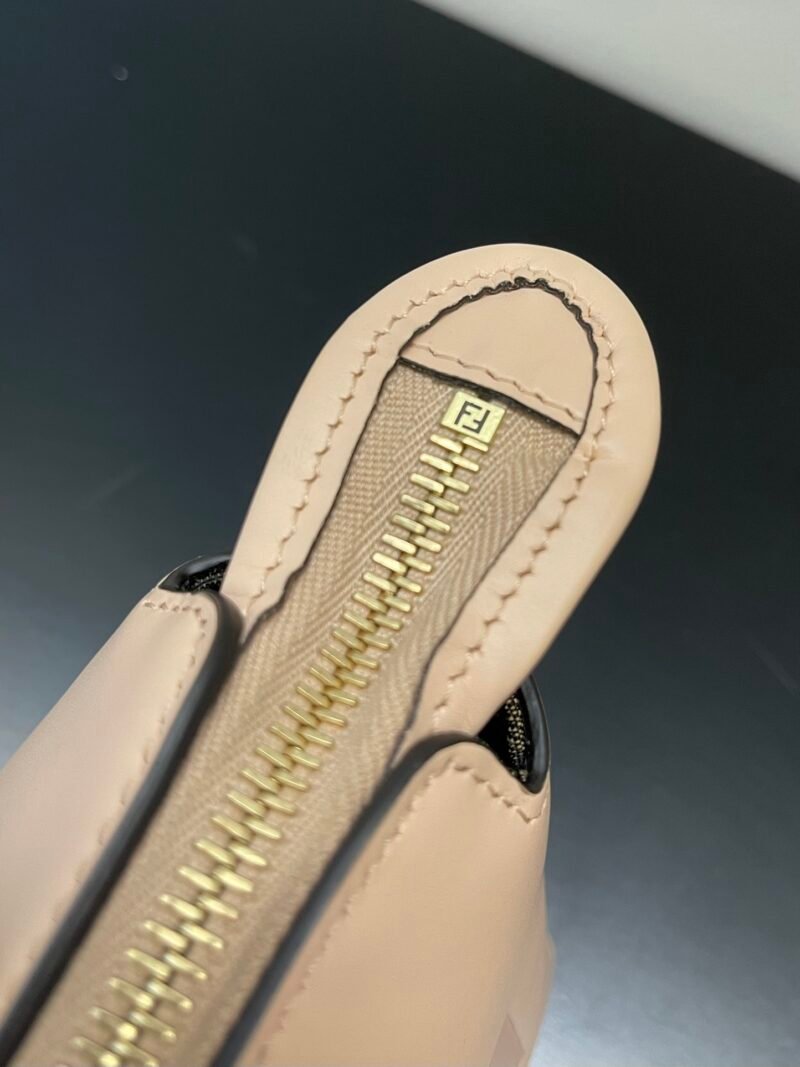 errewwererwrwerwe_5_.jpg Fendi By The Way Boston-17*8*12CM