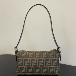 ewe-098794_7_.jpg Fendi Vintage Handbags-26x13x8CM