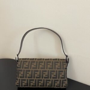 ewrwerwerwe_3__3.jpg FendI Medium Baguette Bag-26x15x4CM