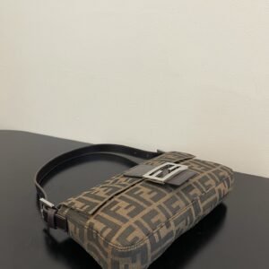 ewrwerwerwe_4__3.jpg FendI Medium Baguette Bag-26x15x4CM