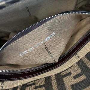 ewrwerwerwe_5__3.jpg FendI Medium Baguette Bag-26x15x4CM