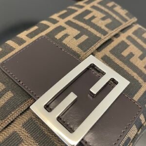 ewrwerwerwe_7__3.jpg FendI Medium Baguette Bag-26x15x4CM