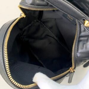 Fendi Backpack-22x10x22CM