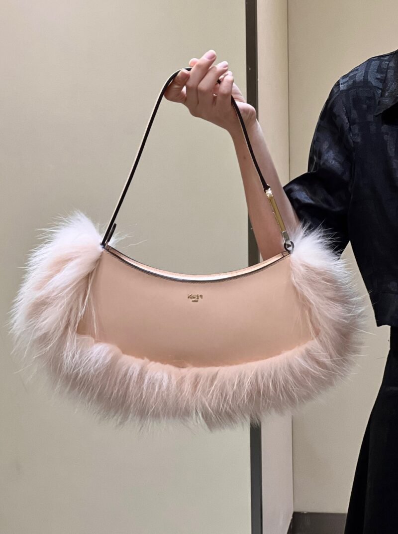 Fendi O-lock Clutch Bags-32*11*5CM